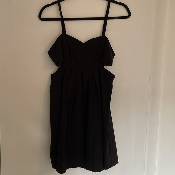Urban Outfitters Sparkle & Fade cut out dress size M - Picture 2 of 5